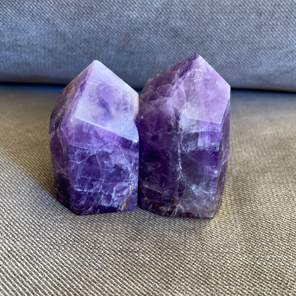 Natural Crystal Salt & Pepper Shakera